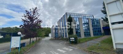 MALSH Realty & Property - Local d'activités - Extérieurs NORD (Villefranche / Belleville) - Alix - 2