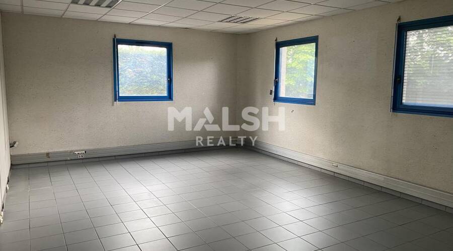 MALSH Realty & Property - Local d'activités - Extérieurs NORD (Villefranche / Belleville) - Alix - 34