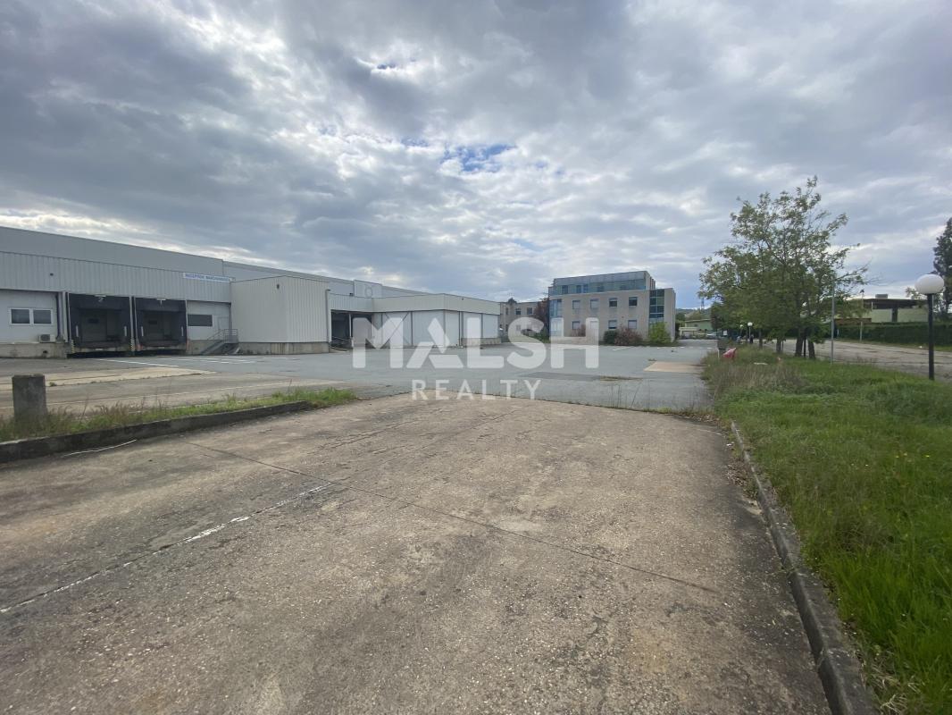 MALSH Realty & Property - Local d'activités - Extérieurs NORD (Villefranche / Belleville) - Alix - 1