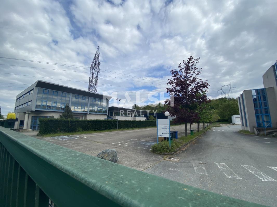 MALSH Realty & Property - Local d'activités - Extérieurs NORD (Villefranche / Belleville) - Alix - 3
