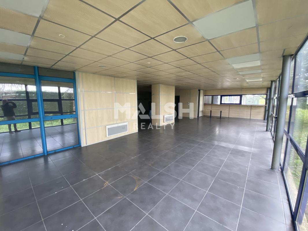 MALSH Realty & Property - Local d'activités - Extérieurs NORD (Villefranche / Belleville) - Alix - 8