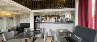 MALSH Realty & Property - Local commercial - Lyon 2° / Confluence - Lyon 2 - 3