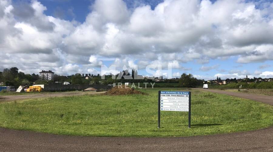 MALSH Realty & Property - Terrain - Extérieurs NORD (Villefranche / Belleville) - Amanzé - 2