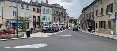 MALSH Realty & Property - Local commercial - Soucieu-en-Jarrest - 1