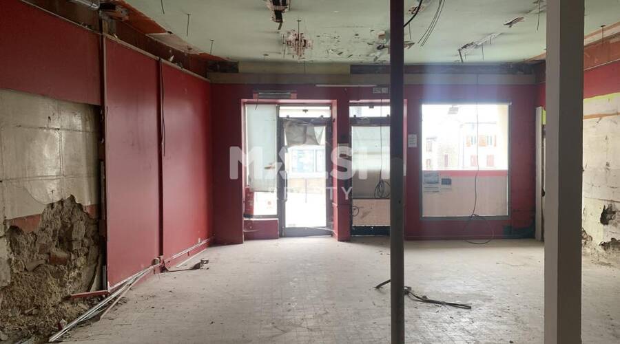 MALSH Realty & Property - Local commercial - Soucieu-en-Jarrest - 2