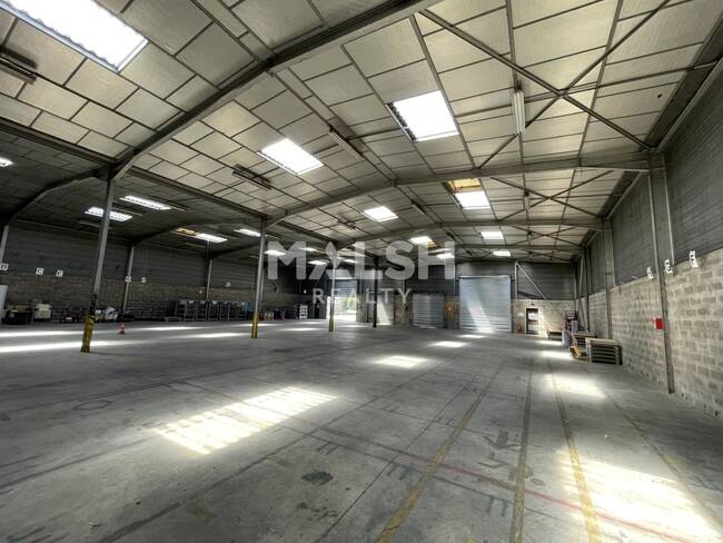 MALSH Realty & Property - Local d'activités - Carré de Soie / Grand Clément / Bel Air - Vaulx-en-Velin - 1