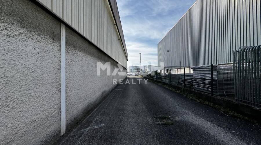 MALSH Realty & Property - Local d'activités - Carré de Soie / Grand Clément / Bel Air - Vaulx-en-Velin - 18