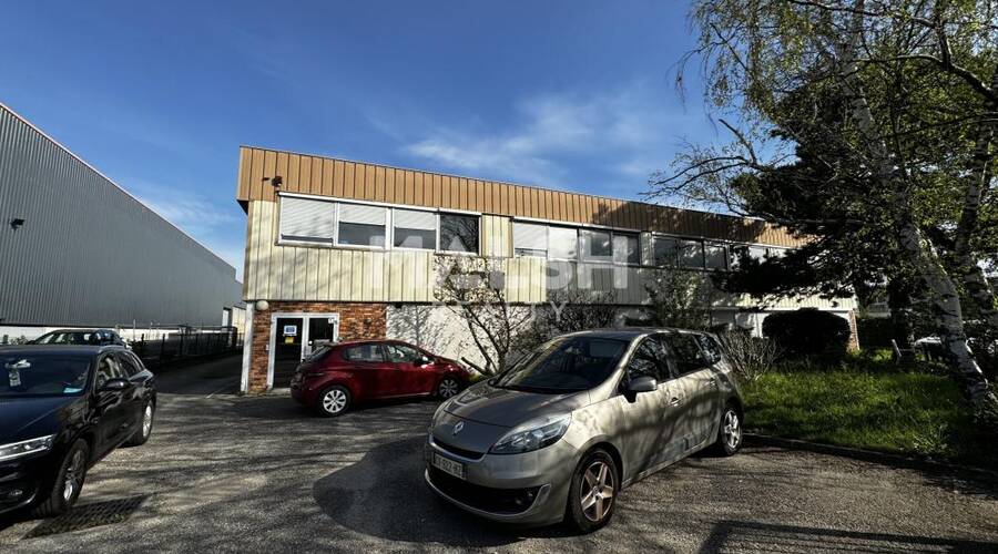 MALSH Realty & Property - Local d'activités - Carré de Soie / Grand Clément / Bel Air - Vaulx-en-Velin - 19