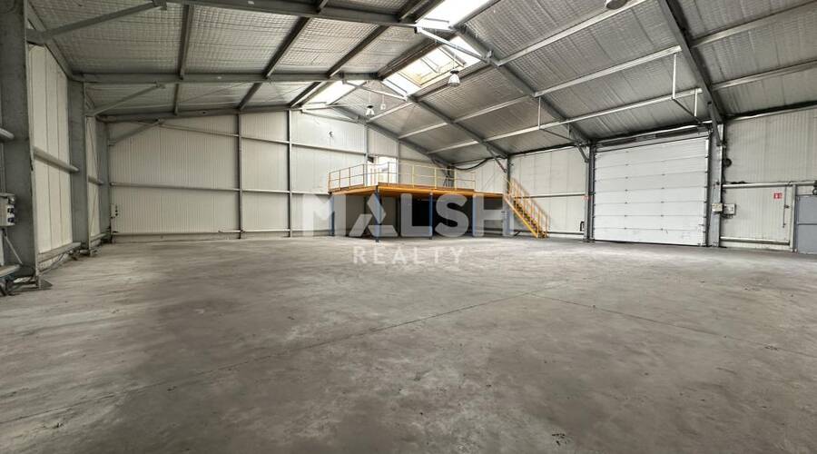 MALSH Realty & Property - Local d'activités - Extérieurs NORD (Villefranche / Belleville) - Fareins - 1