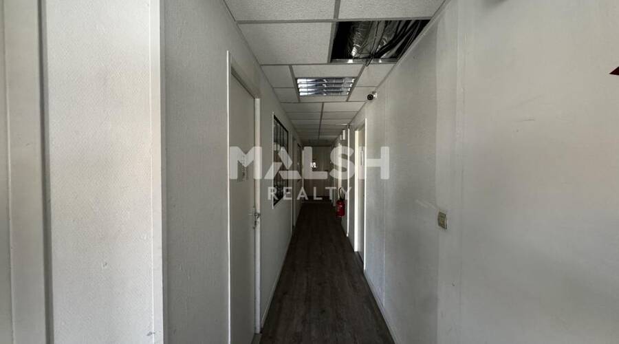 MALSH Realty & Property - Local d'activités - Carré de Soie / Grand Clément / Bel Air - Villeurbanne - 2
