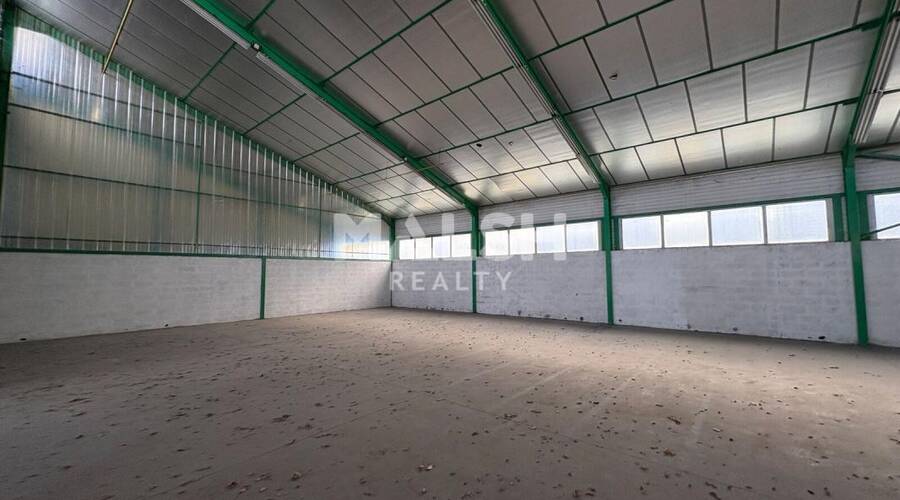 MALSH Realty & Property - Local d'activités - Extérieurs OUEST (Tarare / Arbresle) - Mornant - 5