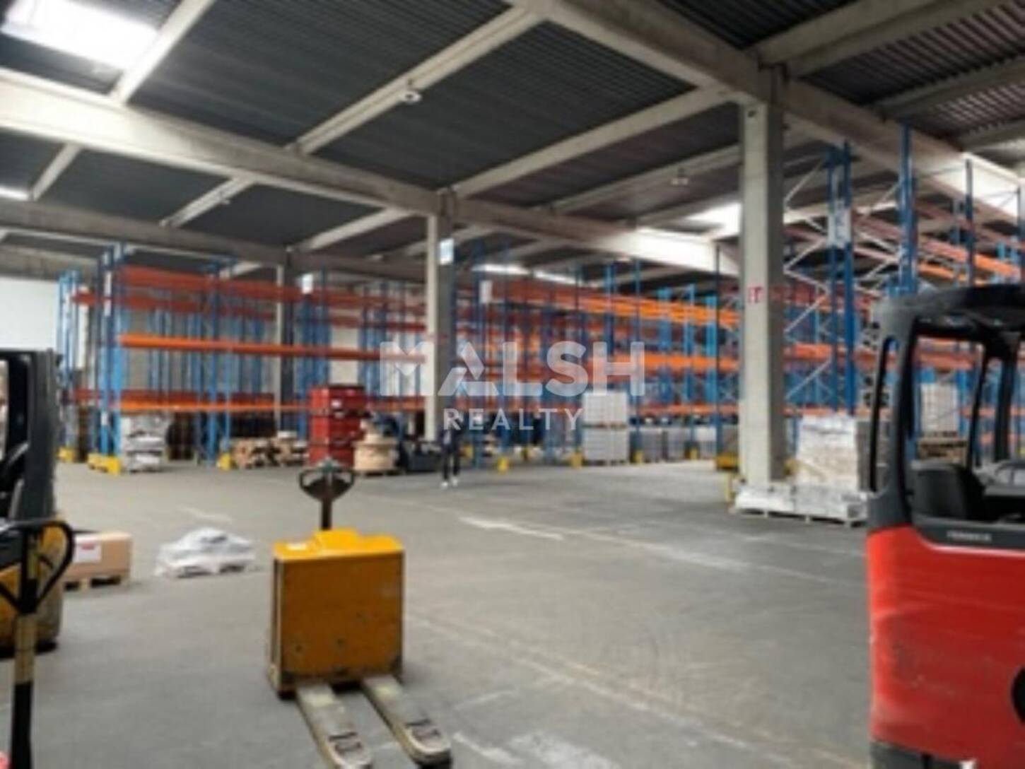 MALSH Realty & Property - Local d'activités - Nord Isère ( Ile d'Abeau / St Quentin Falavier ) - Saint-Quentin-Fallavier - 2