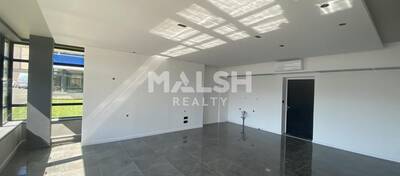 MALSH Realty & Property - Local d'activités - Extérieurs NORD (Villefranche / Belleville) - Anse - 7