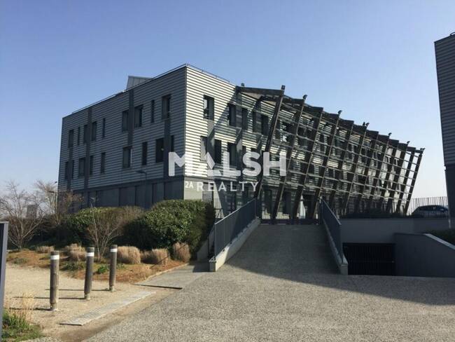 MALSH Realty & Property - Bureau - Lyon Nord Est (Rhône Amont) - Meyzieu - 1