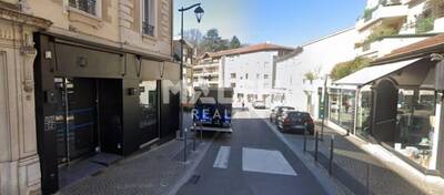 MALSH Realty & Property - Local commercial - Lyon Nord Ouest (Techlid / Monts d'Or) - Charbonnières-les-Bains - 7