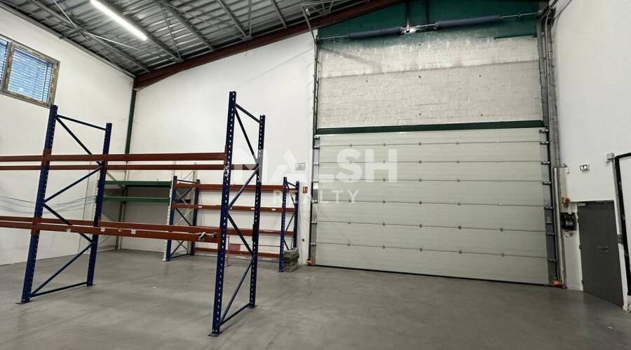 MALSH Realty & Property - Local d'activités - Lyon Nord Est (Rhône Amont) - Décines-Charpieu - 21