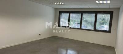 MALSH Realty & Property - Local d'activités - Lyon Nord Est (Rhône Amont) - Décines-Charpieu - 17