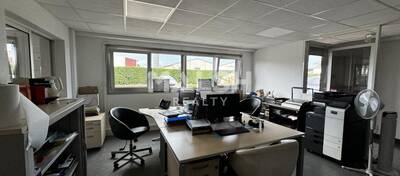 MALSH Realty & Property - Local d'activités - Lyon Nord Est (Rhône Amont) - Décines-Charpieu - 16