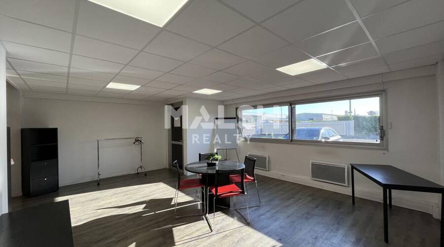 MALSH Realty & Property - Local d'activités - Lyon Nord Est (Rhône Amont) - Décines-Charpieu - 14