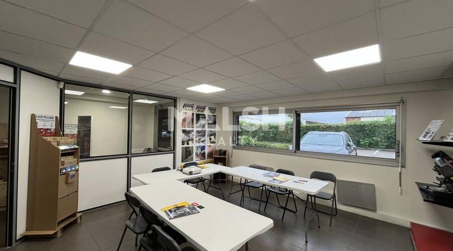 MALSH Realty & Property - Local d'activités - Lyon Nord Est (Rhône Amont) - Décines-Charpieu - 24