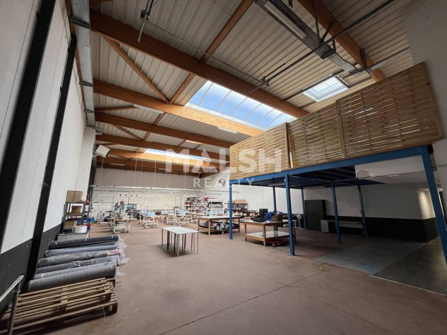 MALSH Realty & Property - Local d'activités - Lyon Nord Est (Rhône Amont) - Décines-Charpieu - 2
