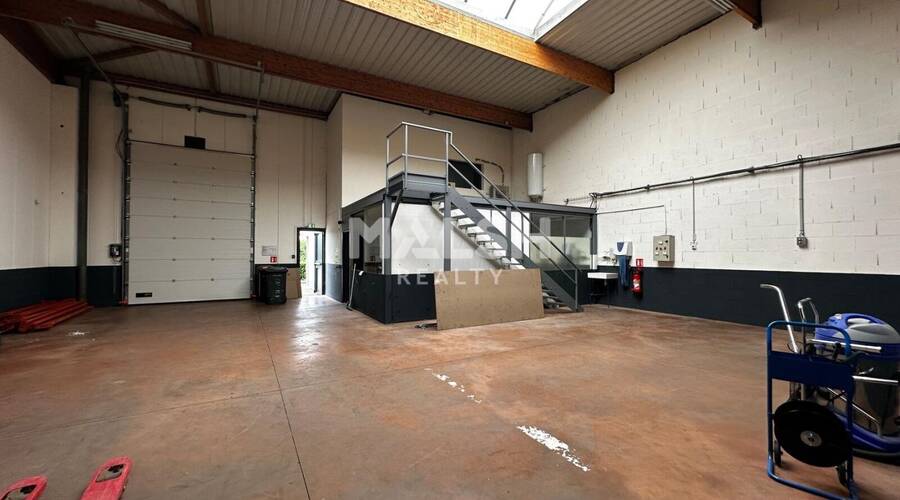 MALSH Realty & Property - Local d'activités - Lyon Nord Est (Rhône Amont) - Décines-Charpieu - 6