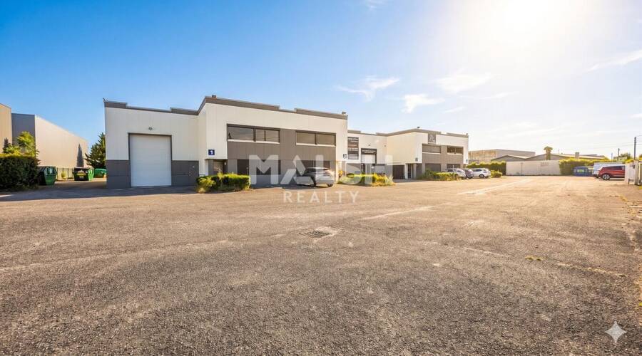 MALSH Realty & Property - Local d'activités - Lyon Nord Est (Rhône Amont) - Décines-Charpieu - 11