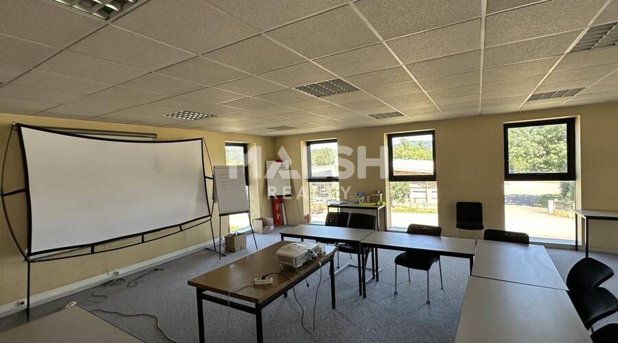 MALSH Realty & Property - Local d'activités - Nord Isère ( Ile d'Abeau / St Quentin Falavier ) - Nivolas-Vermelle - 10