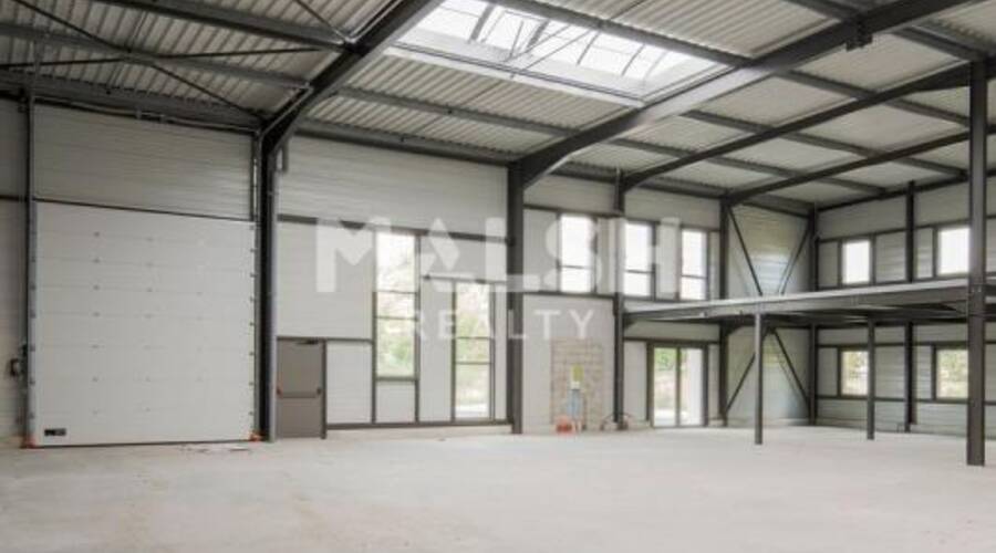 MALSH Realty & Property - Local d'activités - Extérieurs NORD (Villefranche / Belleville) - Trévoux - 3