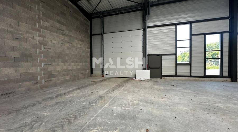 MALSH Realty & Property - Local d'activités - Extérieurs NORD (Villefranche / Belleville) - Trévoux - 8