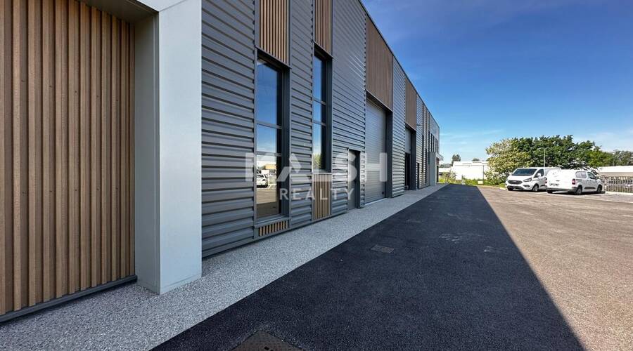 MALSH Realty & Property - Local d'activités - Extérieurs NORD (Villefranche / Belleville) - Trévoux - 12