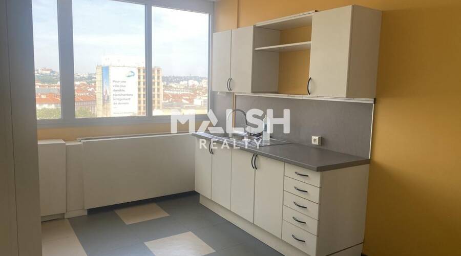 MALSH Realty & Property - Bureau - Lyon 3° / Part-Dieu - Lyon 3 - 5