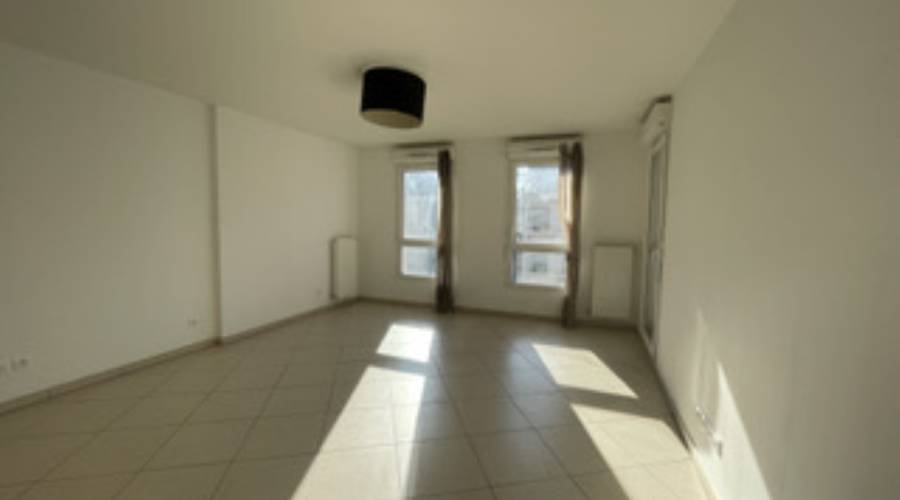MALSH Realty & Property  - Résidentiel - Lyon 7° / Gerland - Lyon - MD_IMG_3308_c6180fcc2b8b44bdb285f072716894fc