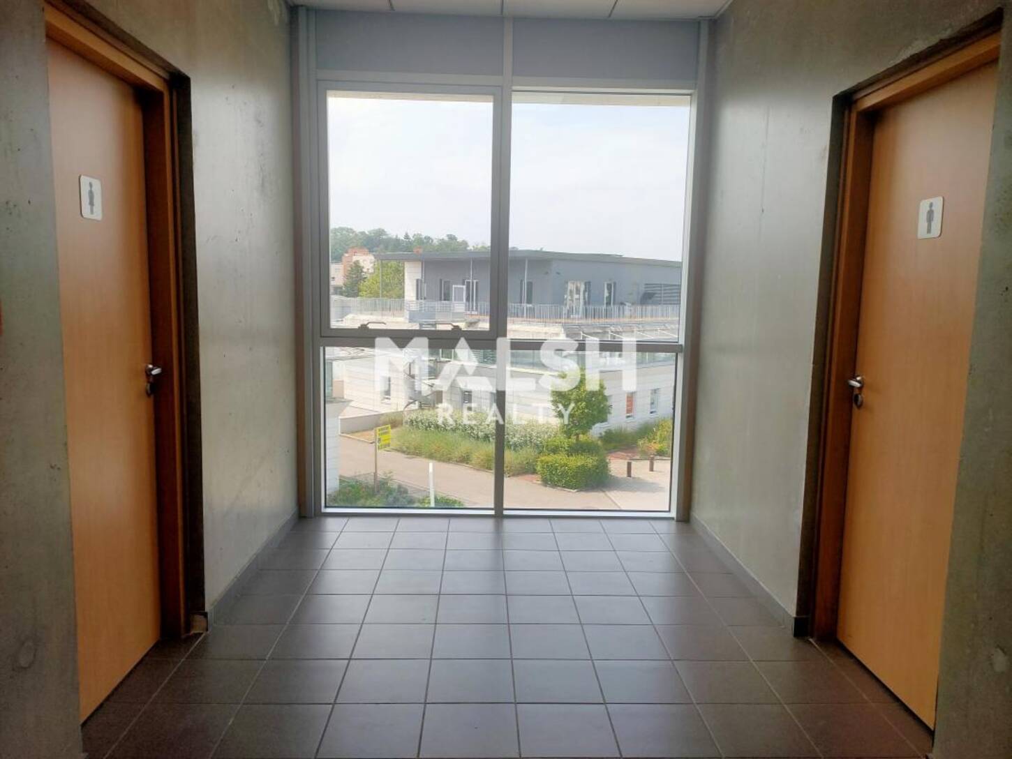 MALSH Realty & Property - Bureau - Lyon EST (St Priest /Mi Plaine/ A43 / Eurexpo) - Bron - 2
