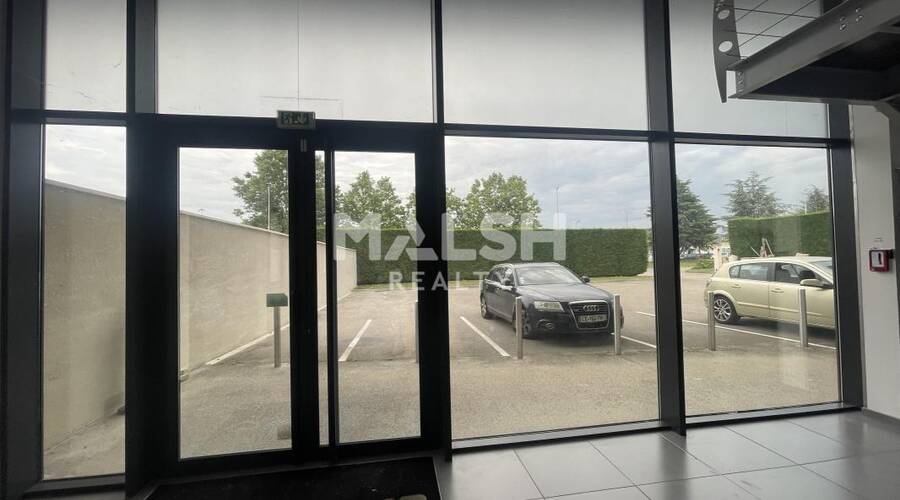 MALSH Realty & Property - Local commercial - Nord Isère ( Ile d'Abeau / St Quentin Falavier ) - Saint-Quentin-Fallavier - 7