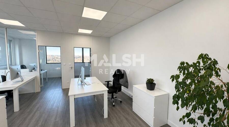 MALSH Realty & Property - Bureau - Extérieurs NORD (Villefranche / Belleville) - Chasse-sur-Rhône - 1