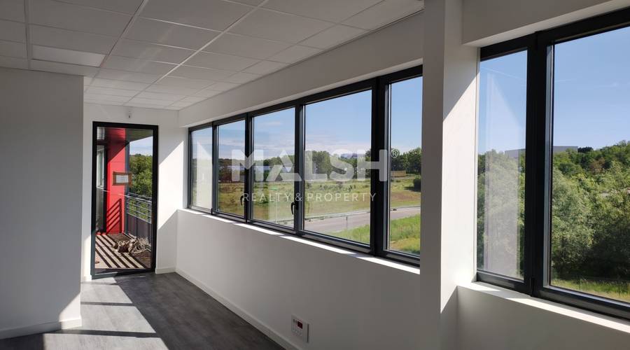 MALSH Realty & Property - Bureaux - Extérieurs NORD (Villefranche / Belleville) - Chasse-sur-Rhône - MD_