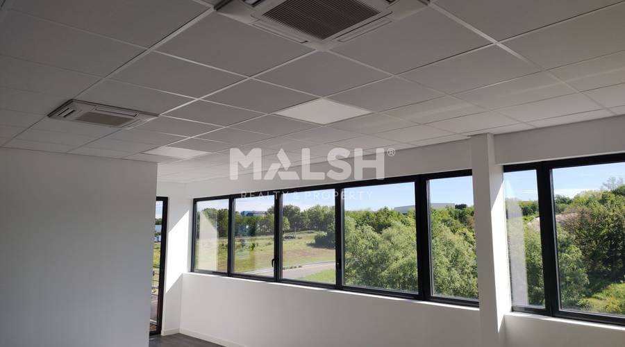 MALSH Realty & Property - Bureaux - Extérieurs NORD (Villefranche / Belleville) - Chasse-sur-Rhône - MD_