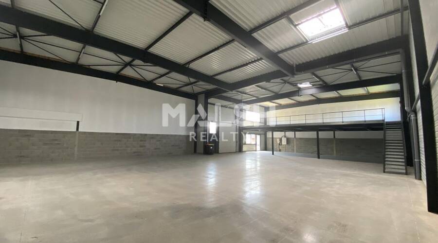 MALSH Realty & Property - Local d'activités - Extérieurs NORD (Villefranche / Belleville) - Frans - 2
