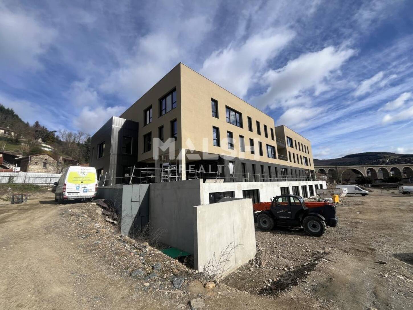 MALSH Realty & Property - Bureau - Extérieurs OUEST (Tarare / Arbresle) - Tarare - 2
