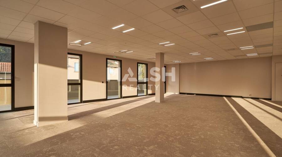 MALSH Realty & Property - Bureau - Extérieurs OUEST (Tarare / Arbresle) - Tarare - 10