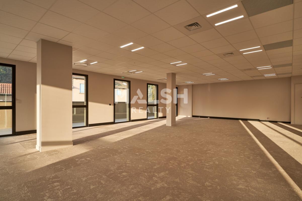 MALSH Realty & Property - Bureau - Extérieurs OUEST (Tarare / Arbresle) - Tarare - 10