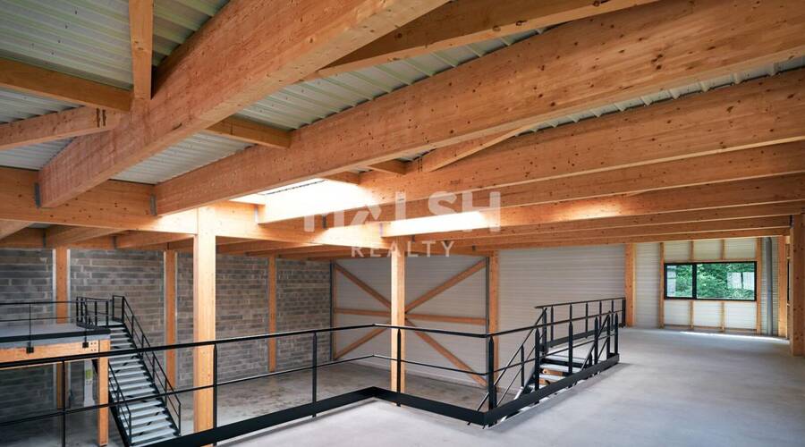 MALSH Realty & Property - Local d'activités - Extérieurs OUEST (Tarare / Arbresle) - Tarare - 7