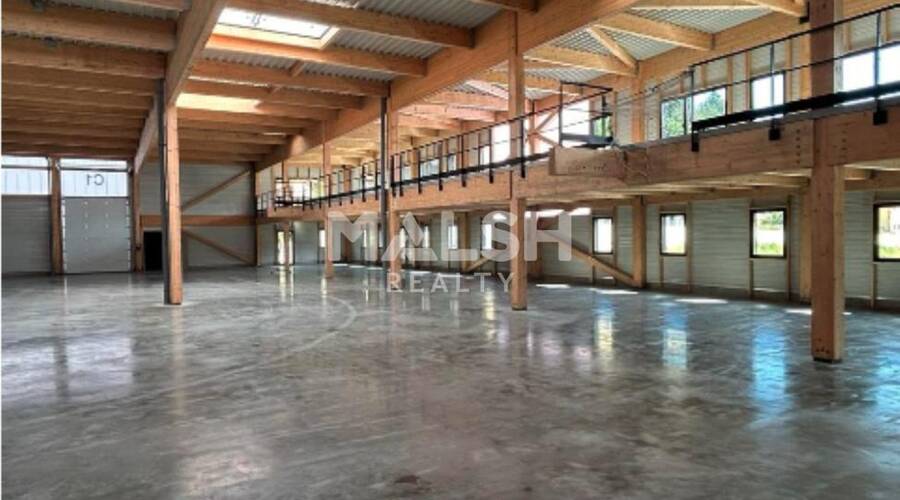 MALSH Realty & Property - Local d'activités - Extérieurs OUEST (Tarare / Arbresle) - Tarare - 2