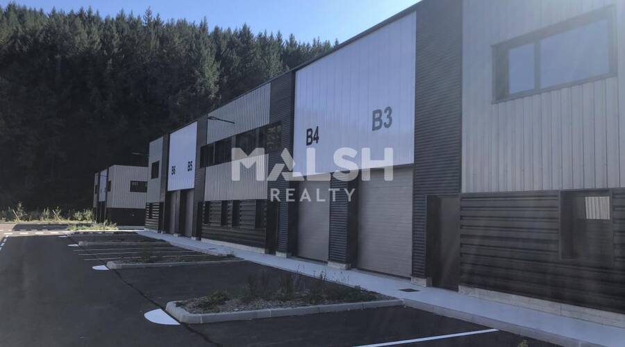 MALSH Realty & Property - Local d'activités - Extérieurs OUEST (Tarare / Arbresle) - Tarare - 12