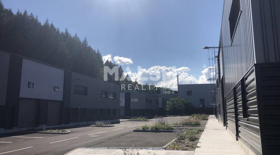 MALSH Realty & Property - Local d'activités - Extérieurs OUEST (Tarare / Arbresle) - Tarare - 15