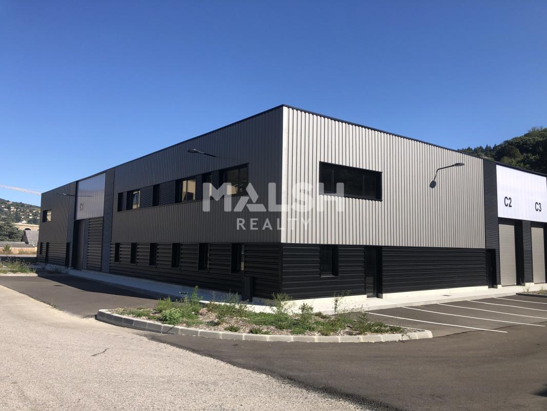 MALSH Realty & Property - Local d'activités - Extérieurs OUEST (Tarare / Arbresle) - Tarare - 10