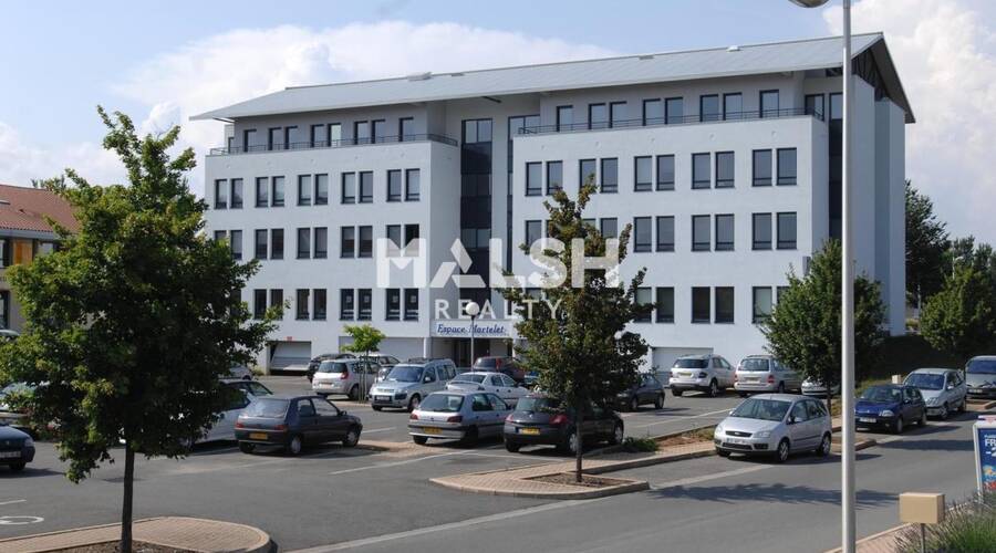 MALSH Realty & Property - Bureau - Extérieurs NORD (Villefranche / Belleville) - Limas - 1