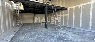 MALSH Realty & Property - Local commercial - Extérieurs NORD (Villefranche / Belleville) - Limas - 3
