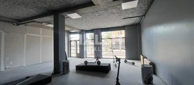 MALSH Realty & Property - Local commercial - Est lyonnais (Aéroport à confirmer) - Saint-Laurent-de-Mure - 4